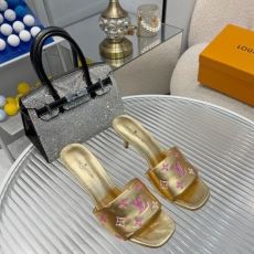 Louis Vuitton Slippers